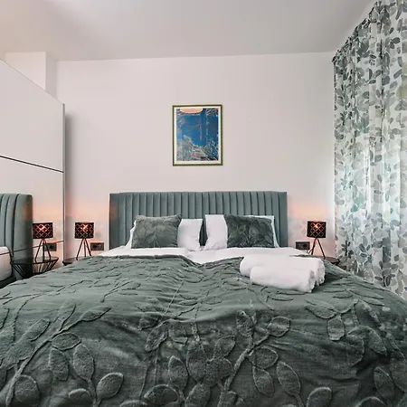 Apartament Petra Hills Majestic