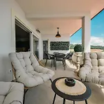 Petra Hills Majestic * Οπατία